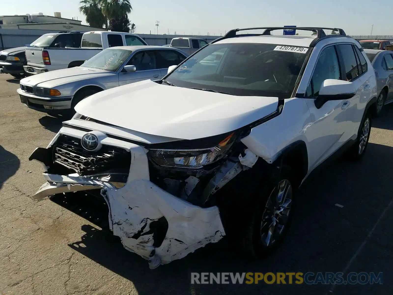 2 Photograph of a damaged car 2T3C1RFV9KW011420 TOYOTA RAV4 2019