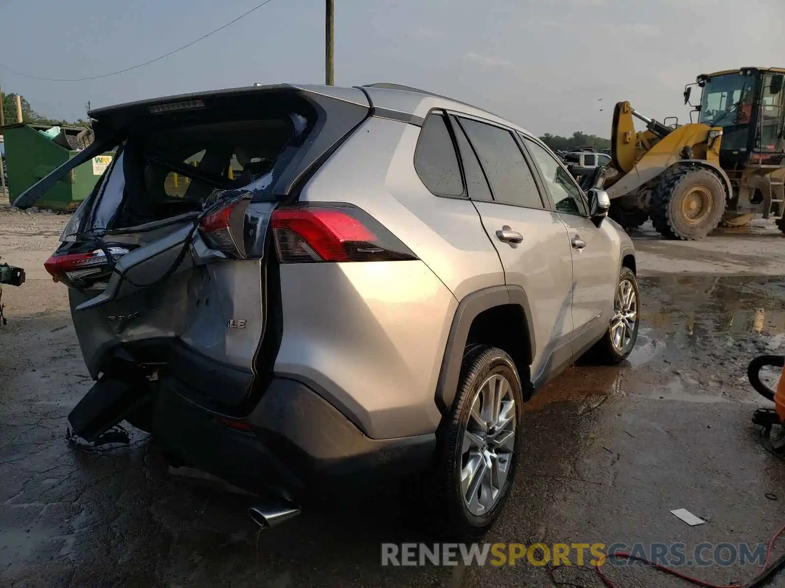 4 Photograph of a damaged car 2T3C1RFV9KW022238 TOYOTA RAV4 2019