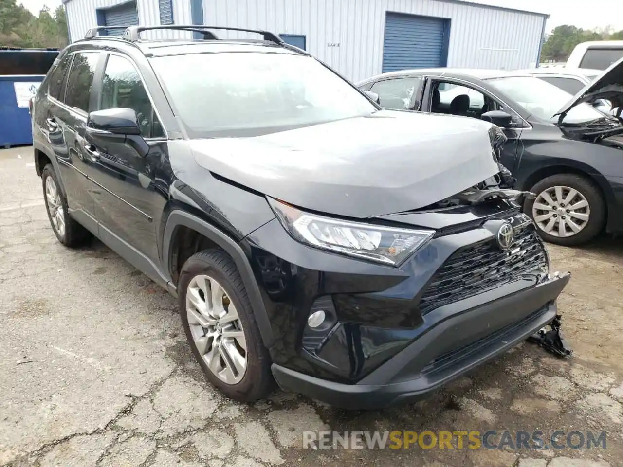 1 Фотография поврежденного автомобиля 2T3C1RFV9KW023440 TOYOTA RAV4 2019