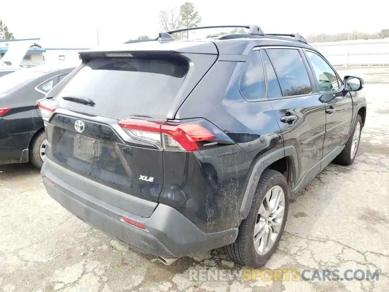 4 Фотография поврежденного автомобиля 2T3C1RFV9KW023440 TOYOTA RAV4 2019