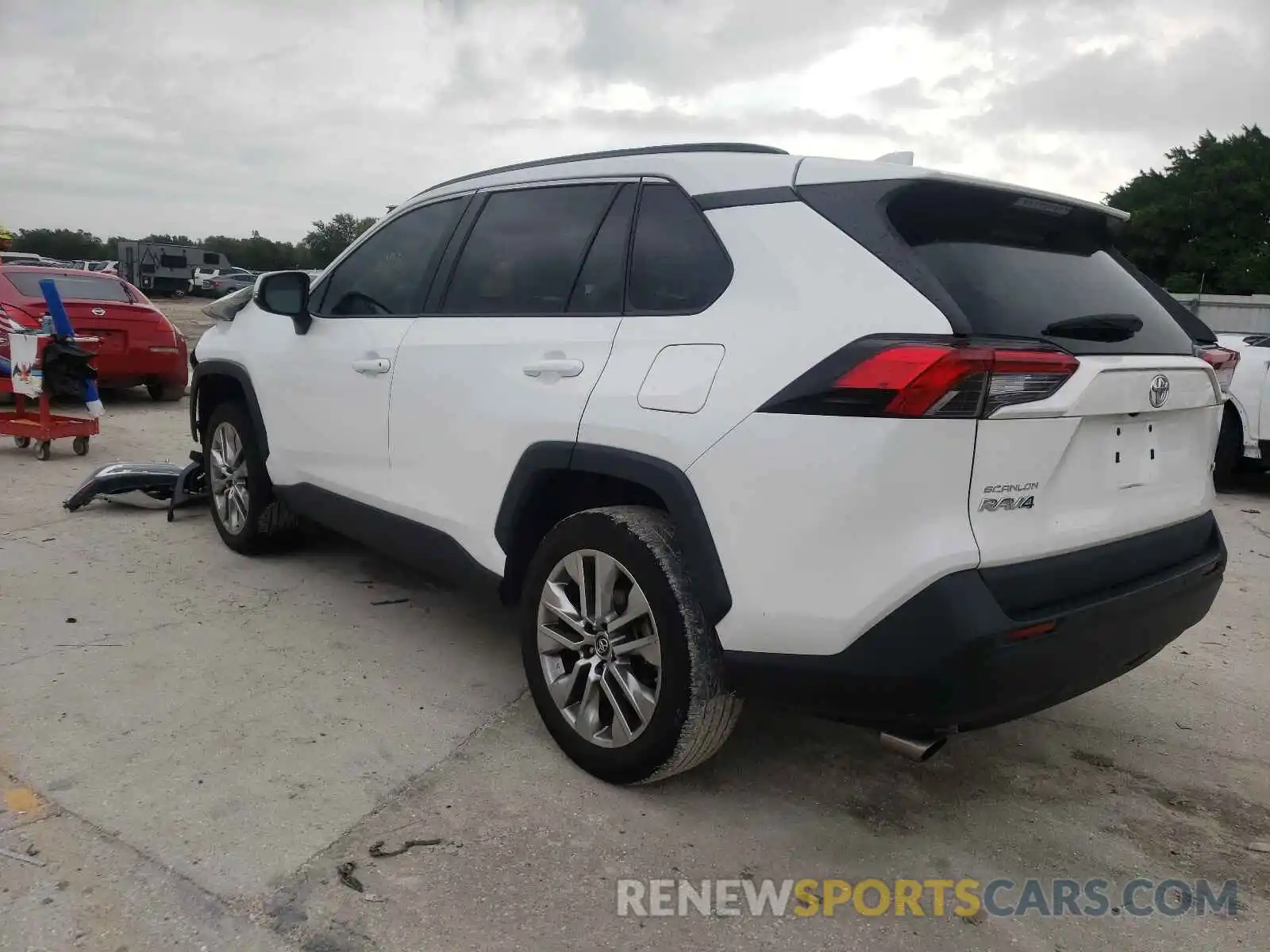 3 Photograph of a damaged car 2T3C1RFV9KW026256 TOYOTA RAV4 2019