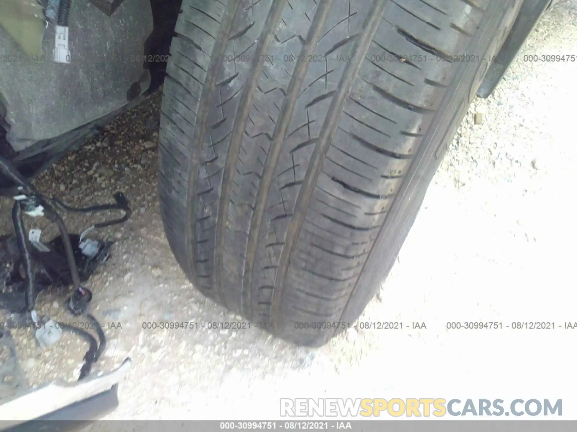 12 Photograph of a damaged car 2T3C1RFV9KW028203 TOYOTA RAV4 2019