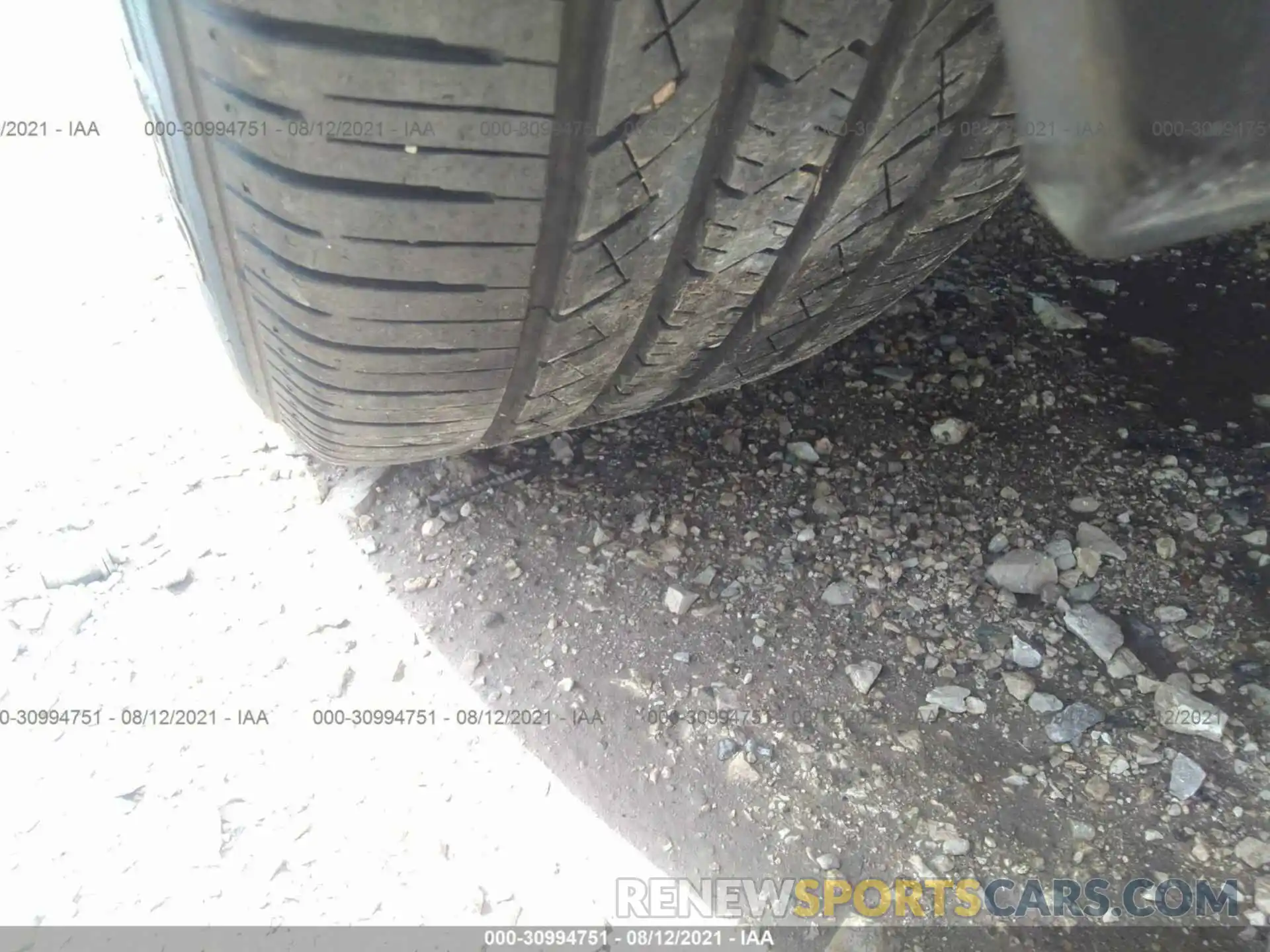 14 Photograph of a damaged car 2T3C1RFV9KW028203 TOYOTA RAV4 2019