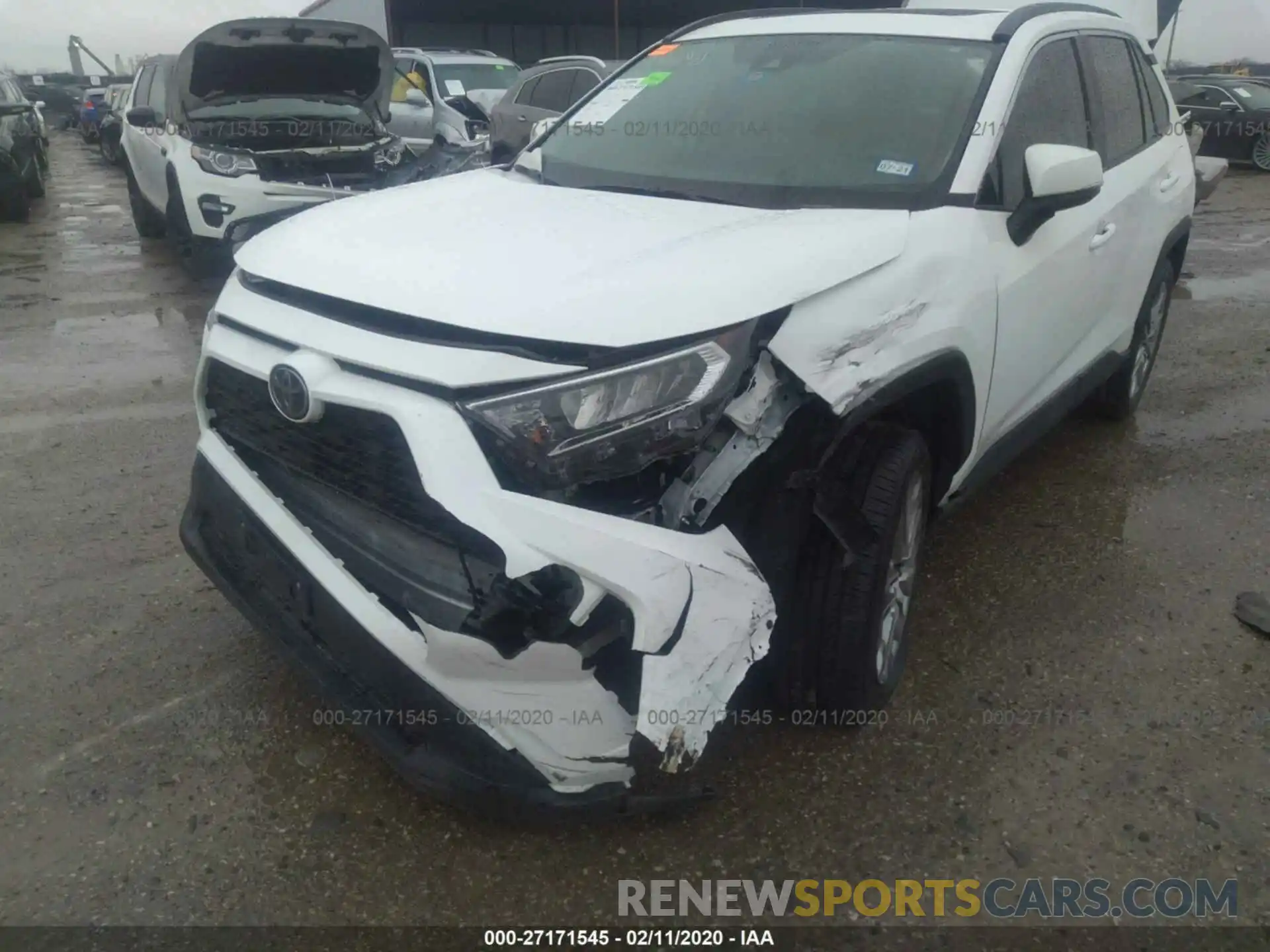 6 Photograph of a damaged car 2T3C1RFV9KW036883 TOYOTA RAV4 2019