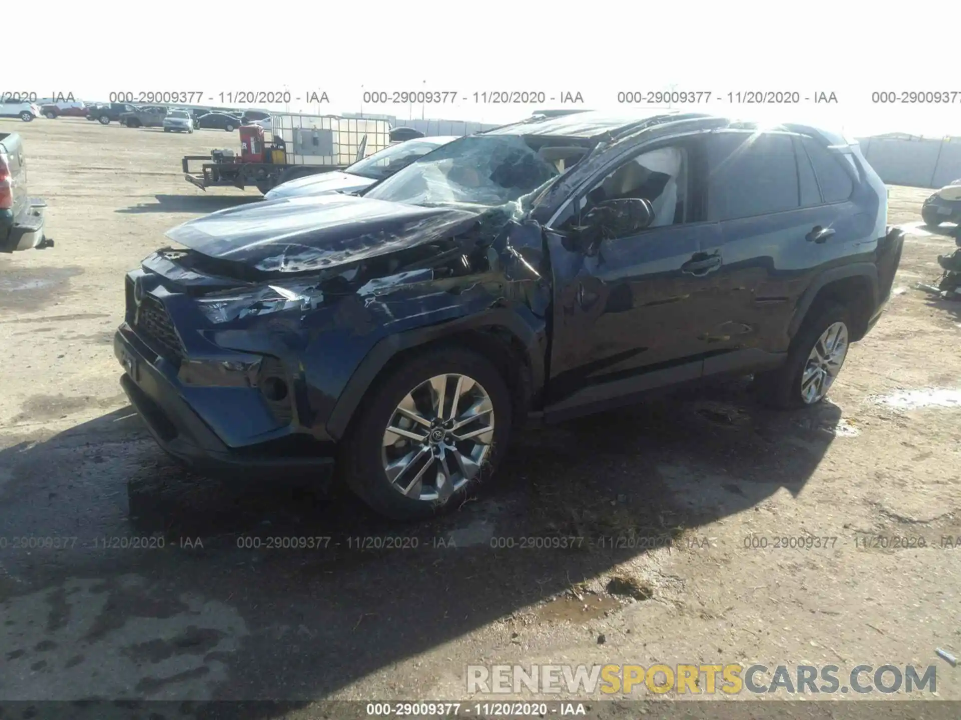 2 Photograph of a damaged car 2T3C1RFV9KW040108 TOYOTA RAV4 2019