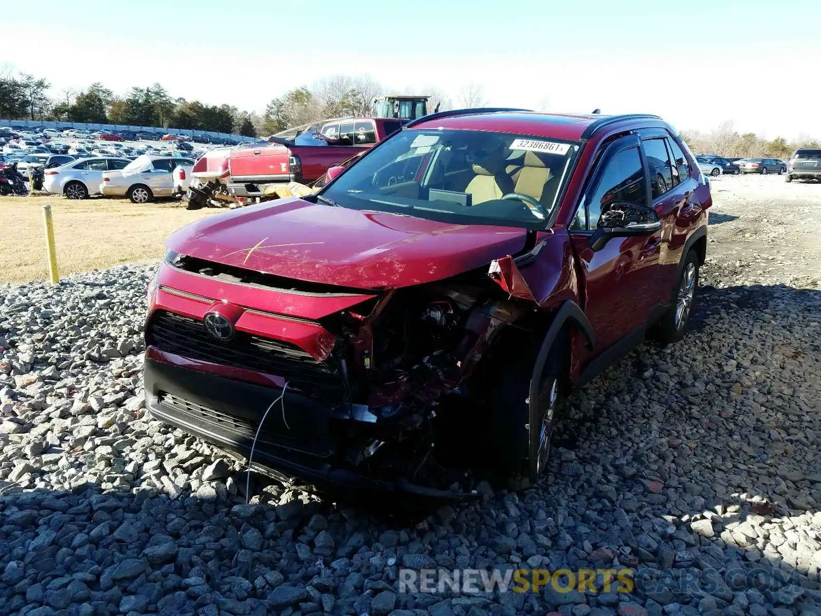 2 Photograph of a damaged car 2T3C1RFV9KW042067 TOYOTA RAV4 2019