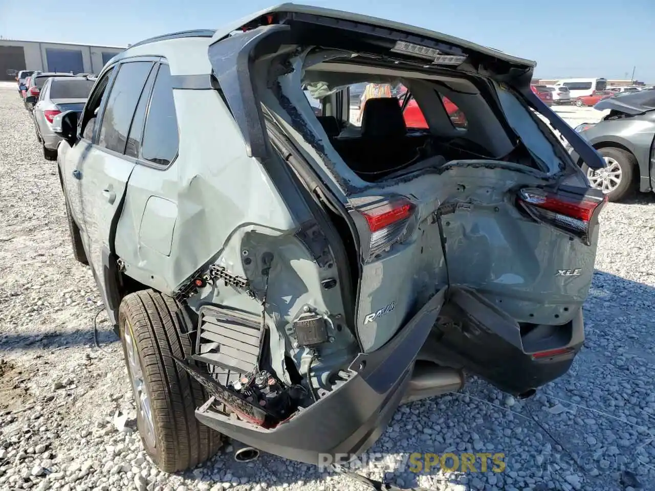 3 Фотография поврежденного автомобиля 2T3C1RFV9KW054610 TOYOTA RAV4 2019