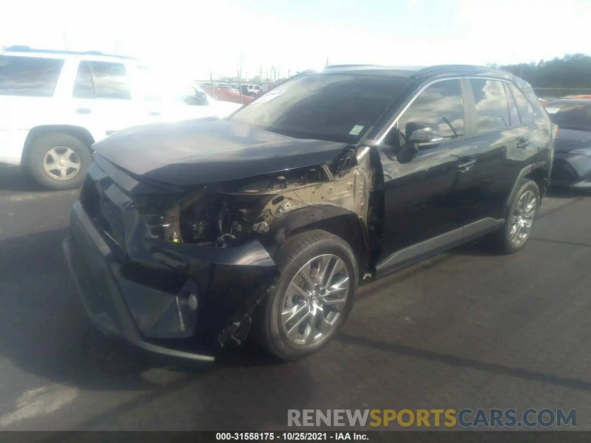 2 Photograph of a damaged car 2T3C1RFVXKC017437 TOYOTA RAV4 2019