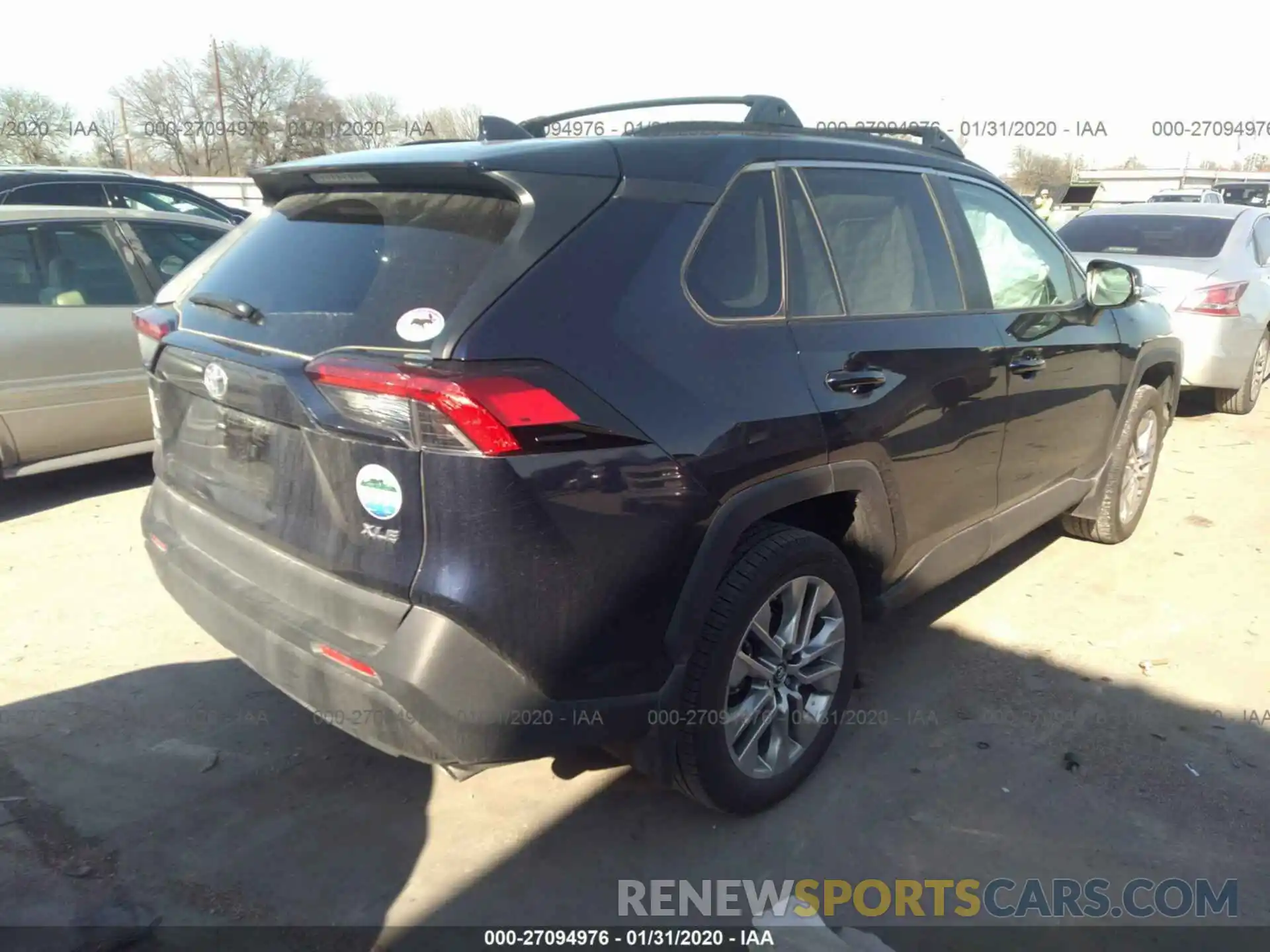 4 Photograph of a damaged car 2T3C1RFVXKC022895 TOYOTA RAV4 2019