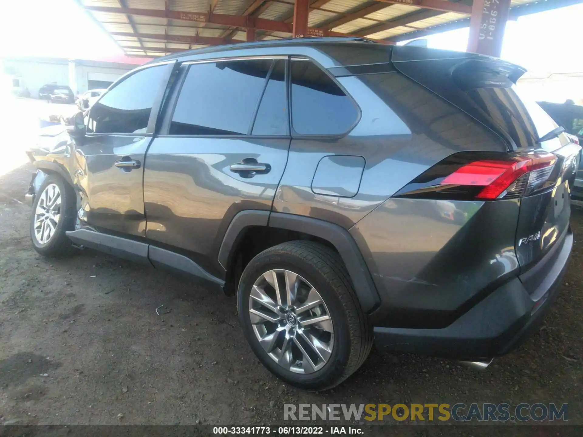 3 Фотография поврежденного автомобиля 2T3C1RFVXKC025862 TOYOTA RAV4 2019