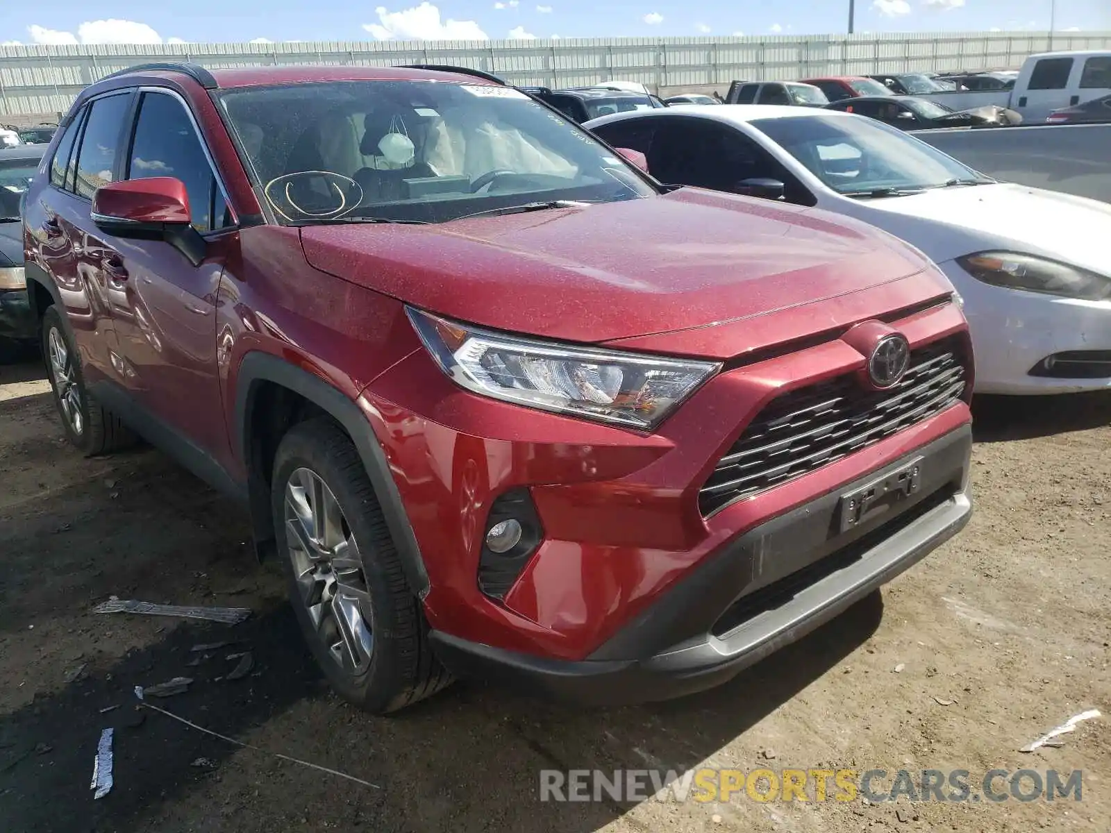 1 Фотография поврежденного автомобиля 2T3C1RFVXKC027367 TOYOTA RAV4 2019