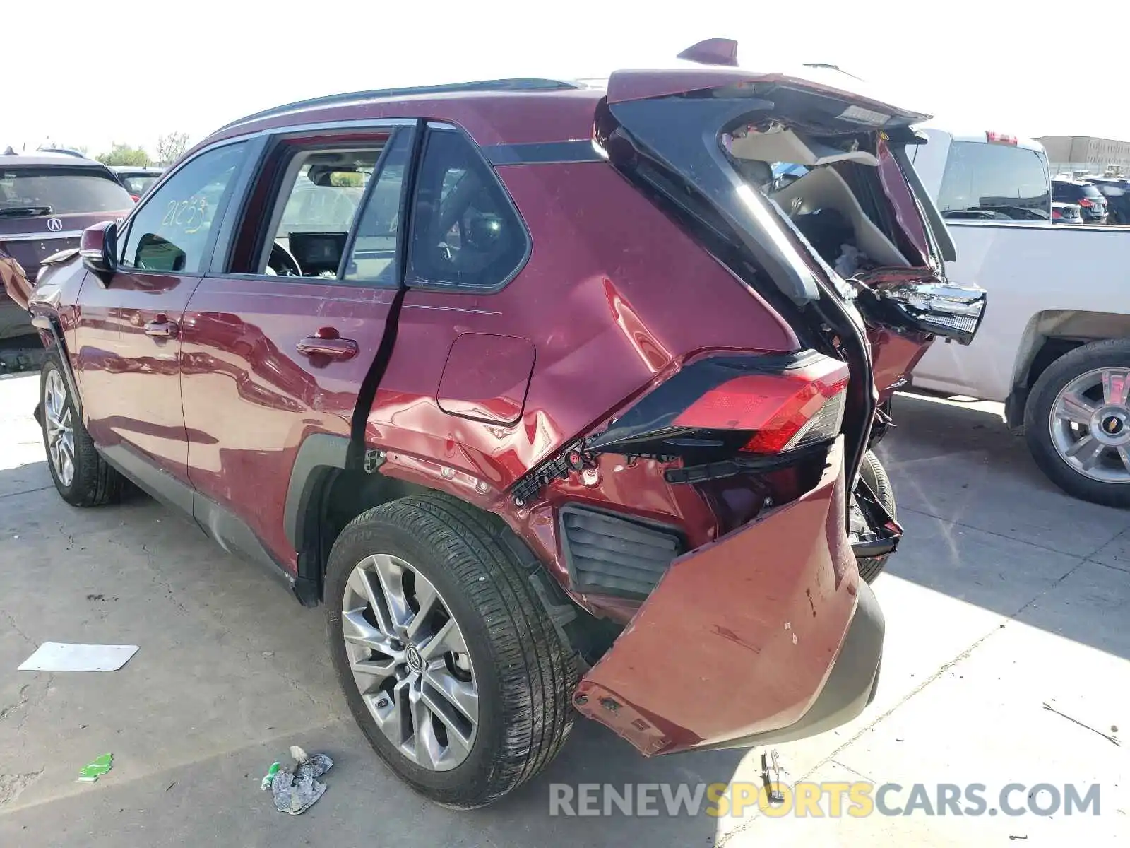 3 Photograph of a damaged car 2T3C1RFVXKC029071 TOYOTA RAV4 2019