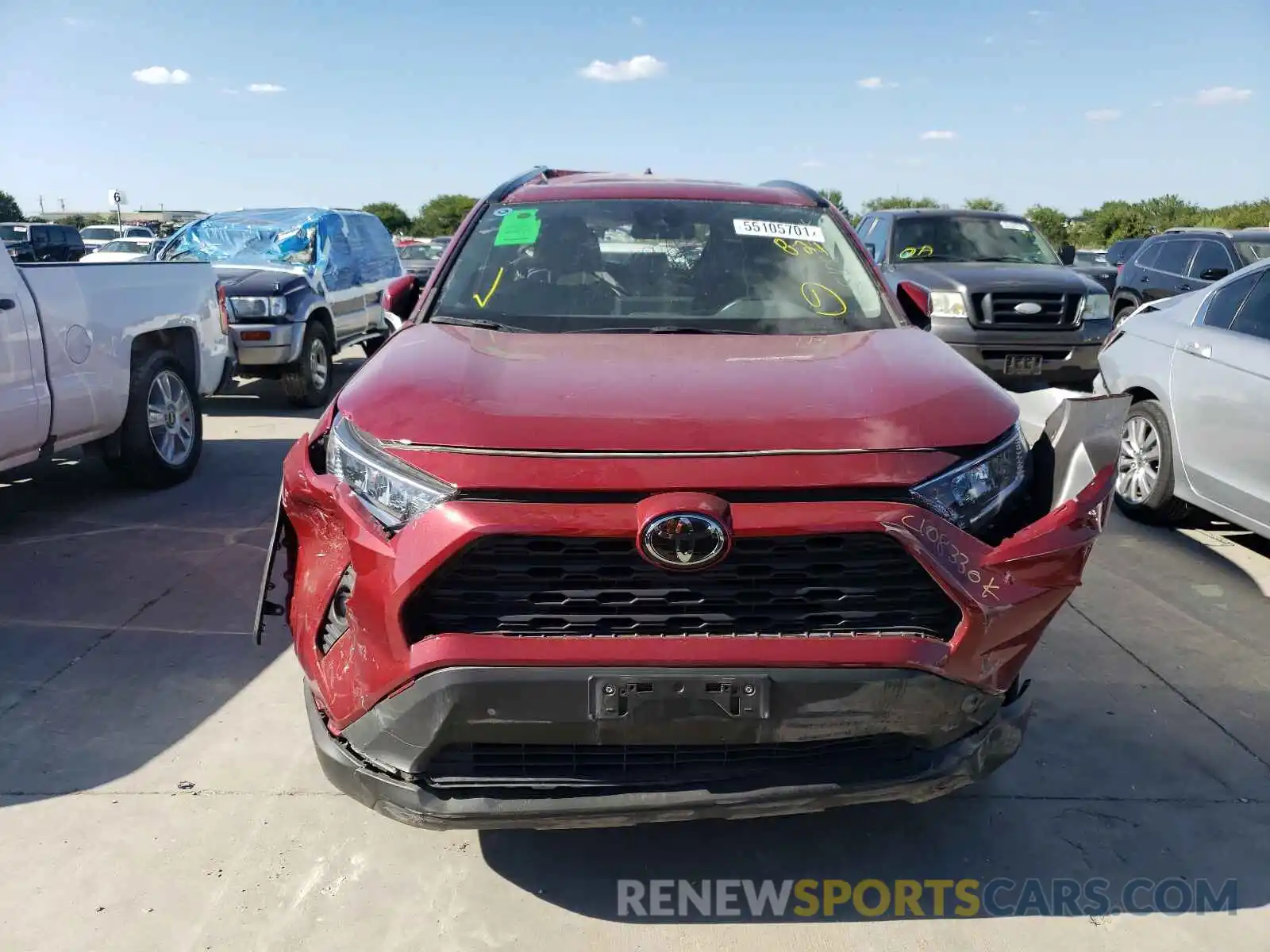 9 Photograph of a damaged car 2T3C1RFVXKC029071 TOYOTA RAV4 2019