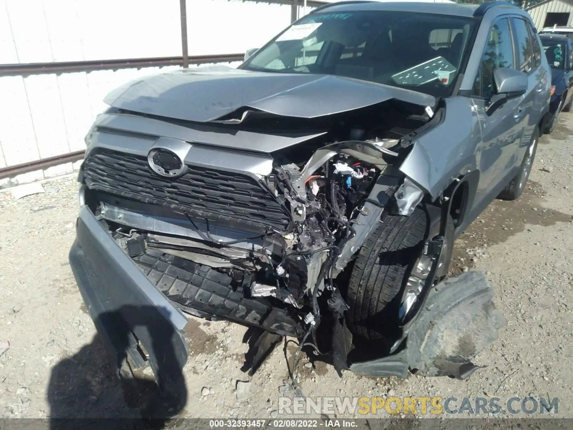 6 Photograph of a damaged car 2T3C1RFVXKW021874 TOYOTA RAV4 2019