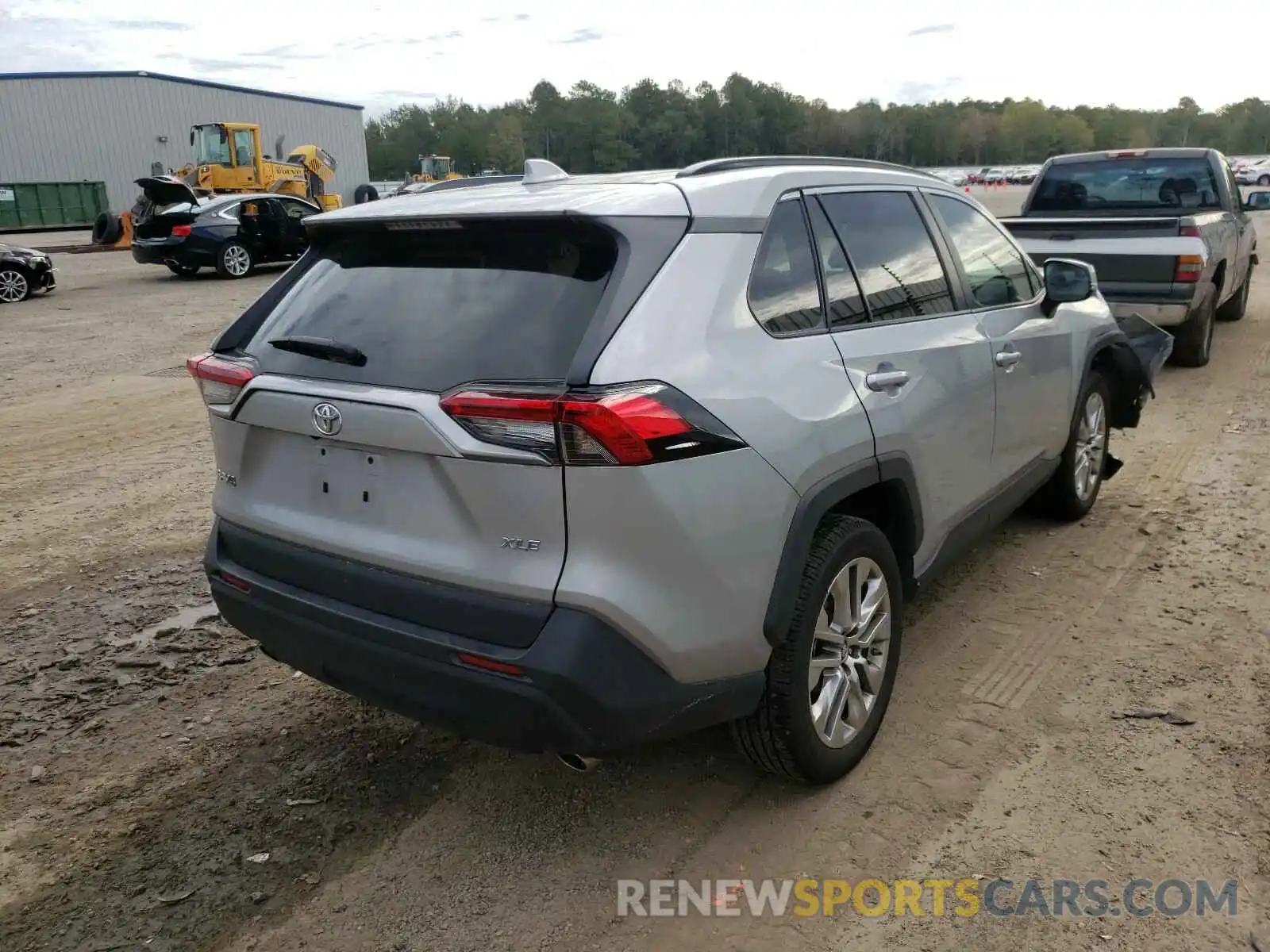 4 Photograph of a damaged car 2T3C1RFVXKW026590 TOYOTA RAV4 2019