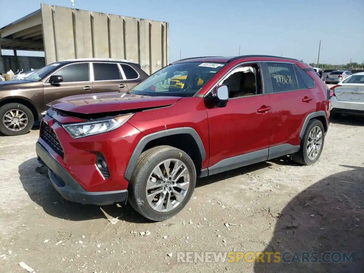 2 Фотография поврежденного автомобиля 2T3C1RFVXKW040411 TOYOTA RAV4 2019