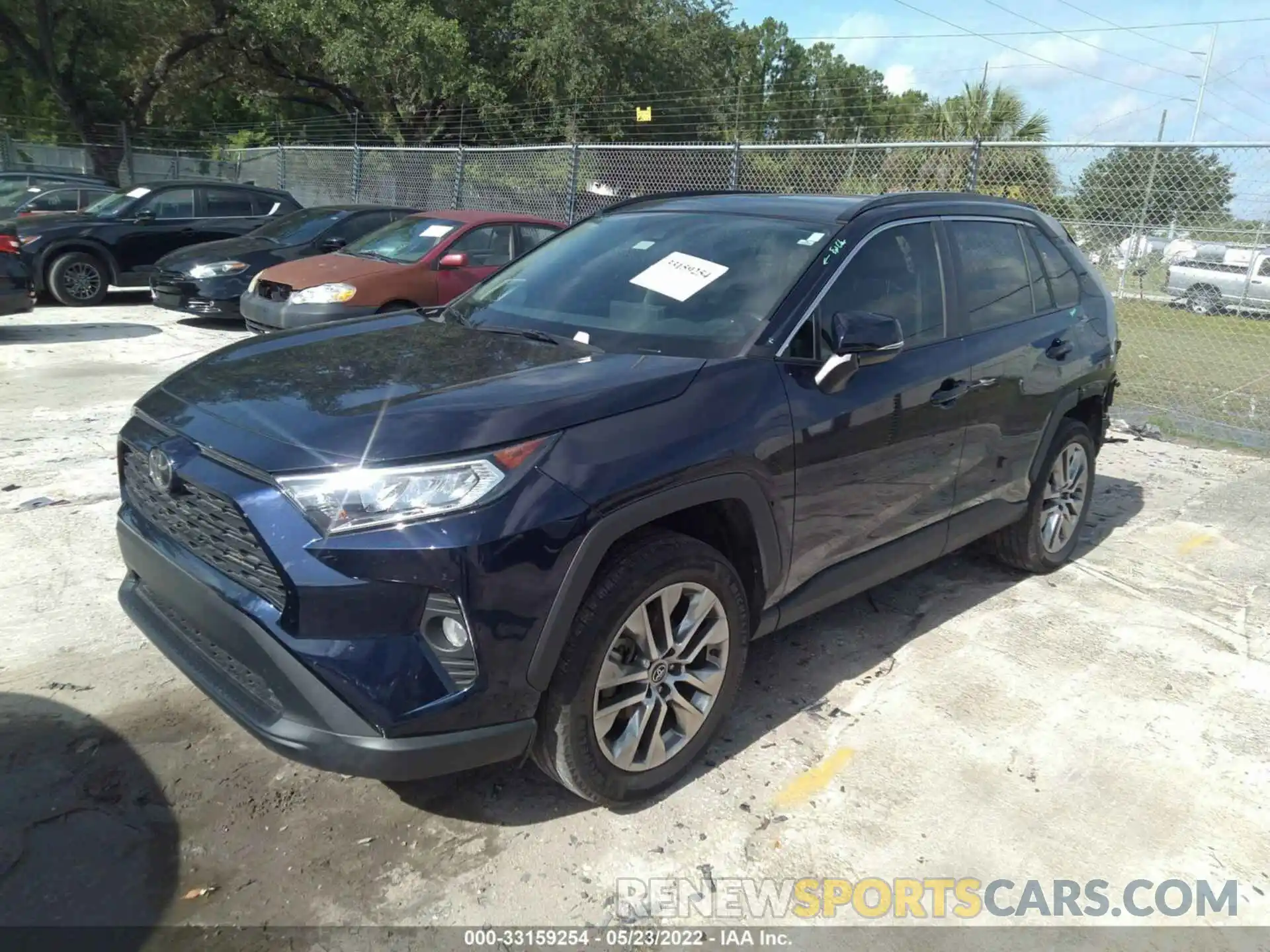 2 Photograph of a damaged car 2T3C1RFVXKW052008 TOYOTA RAV4 2019