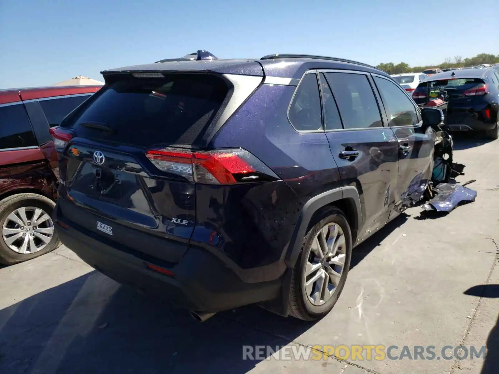 4 Photograph of a damaged car 2T3C1RFVXKW056396 TOYOTA RAV4 2019