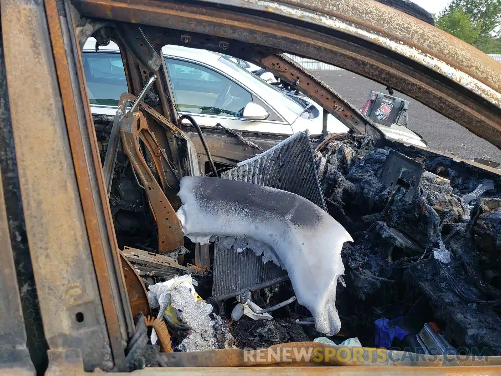 5 Photograph of a damaged car 2T3D1RFV9KW027590 TOYOTA RAV4 2019