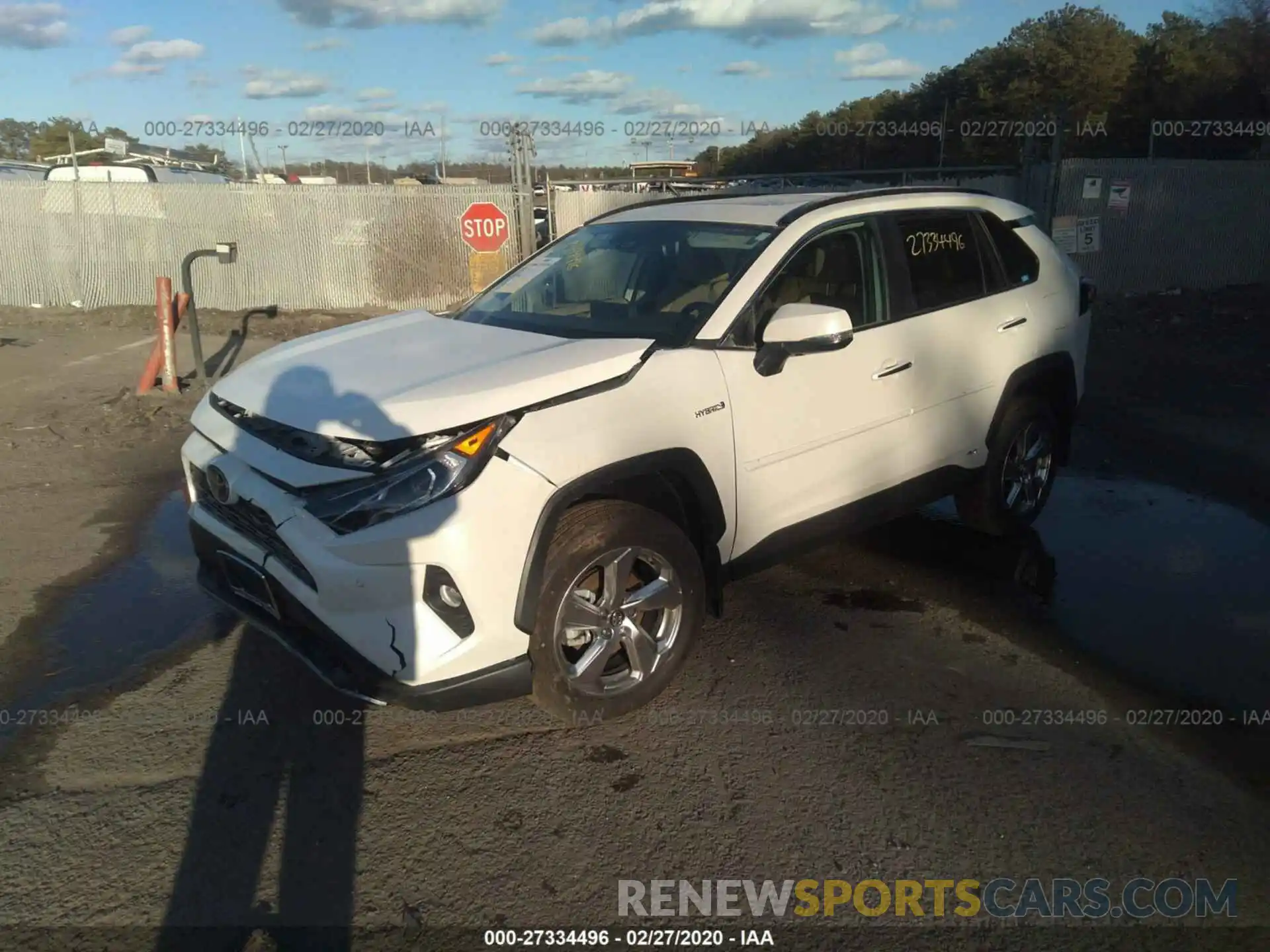 2 Photograph of a damaged car 2T3DWRFV0KW013384 TOYOTA RAV4 2019