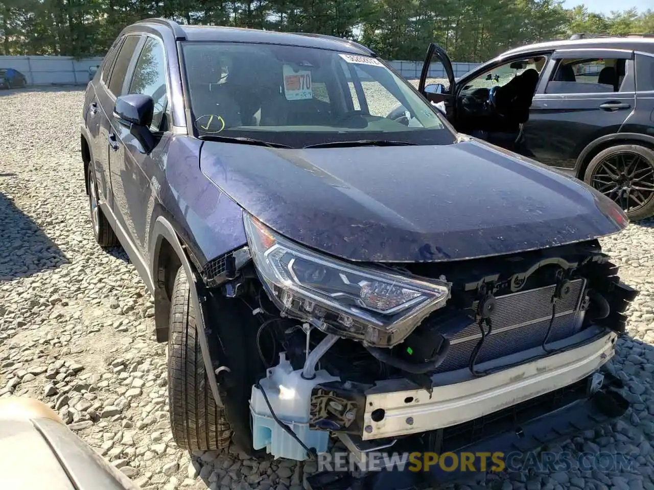 1 Photograph of a damaged car 2T3DWRFV0KW020013 TOYOTA RAV4 2019