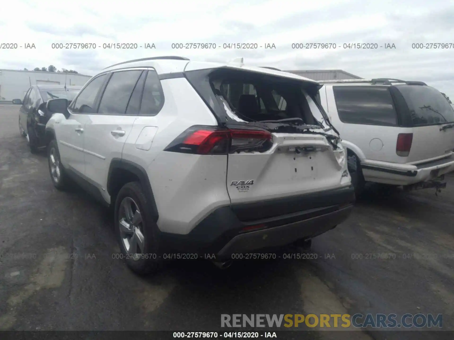 3 Фотография поврежденного автомобиля 2T3DWRFV0KW023929 TOYOTA RAV4 2019