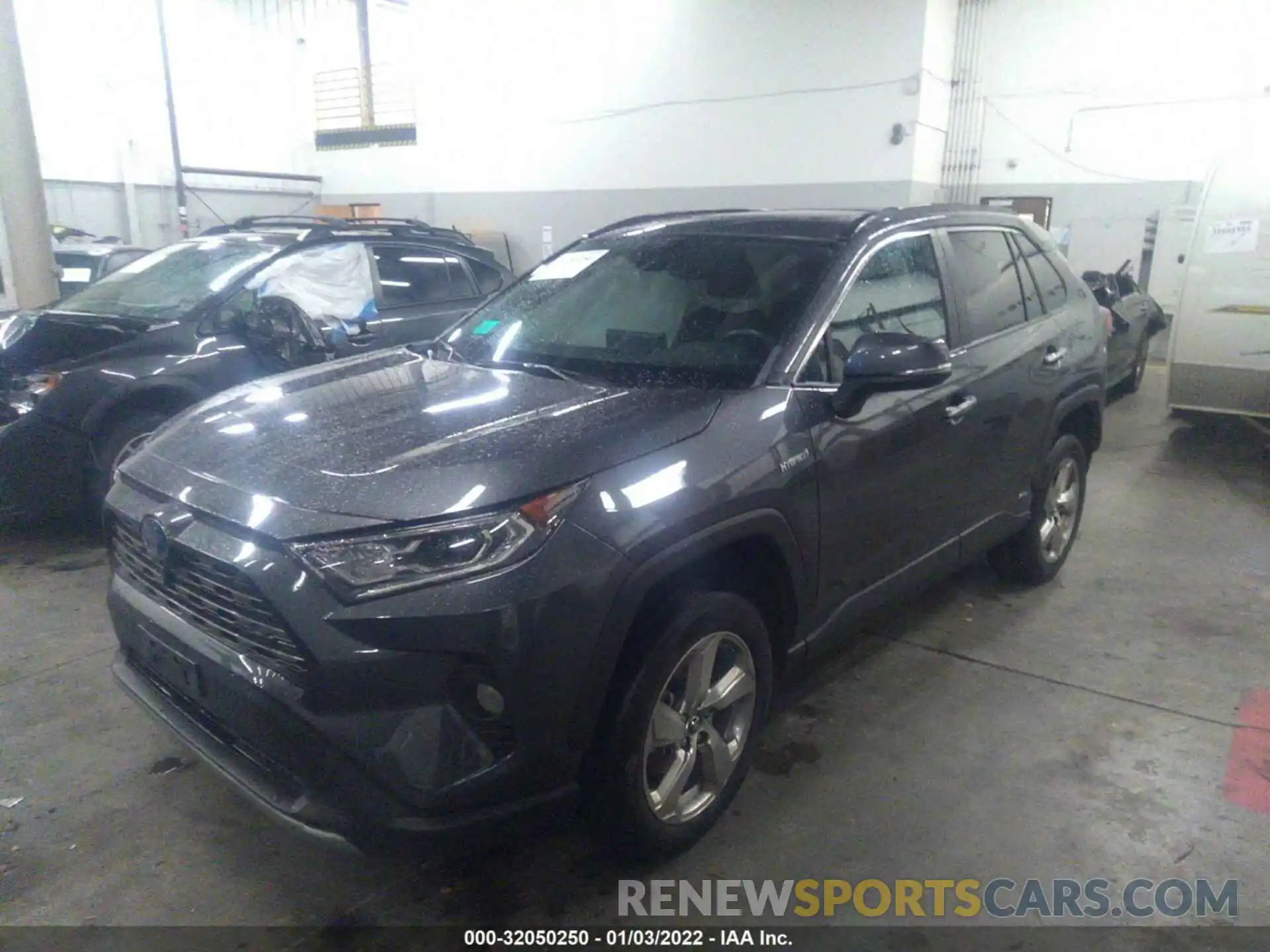 2 Photograph of a damaged car 2T3DWRFV0KW046272 TOYOTA RAV4 2019