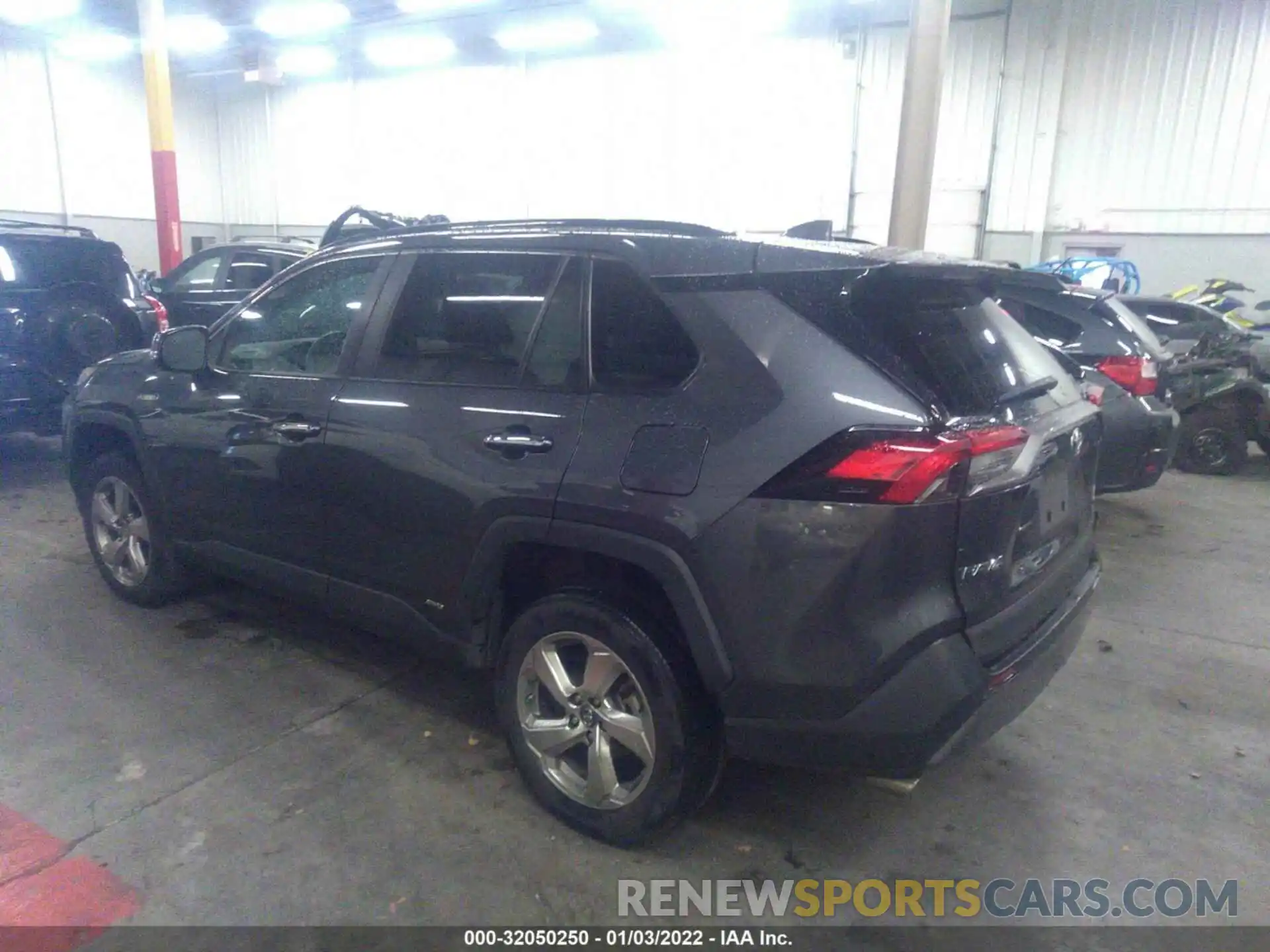 3 Фотография поврежденного автомобиля 2T3DWRFV0KW046272 TOYOTA RAV4 2019