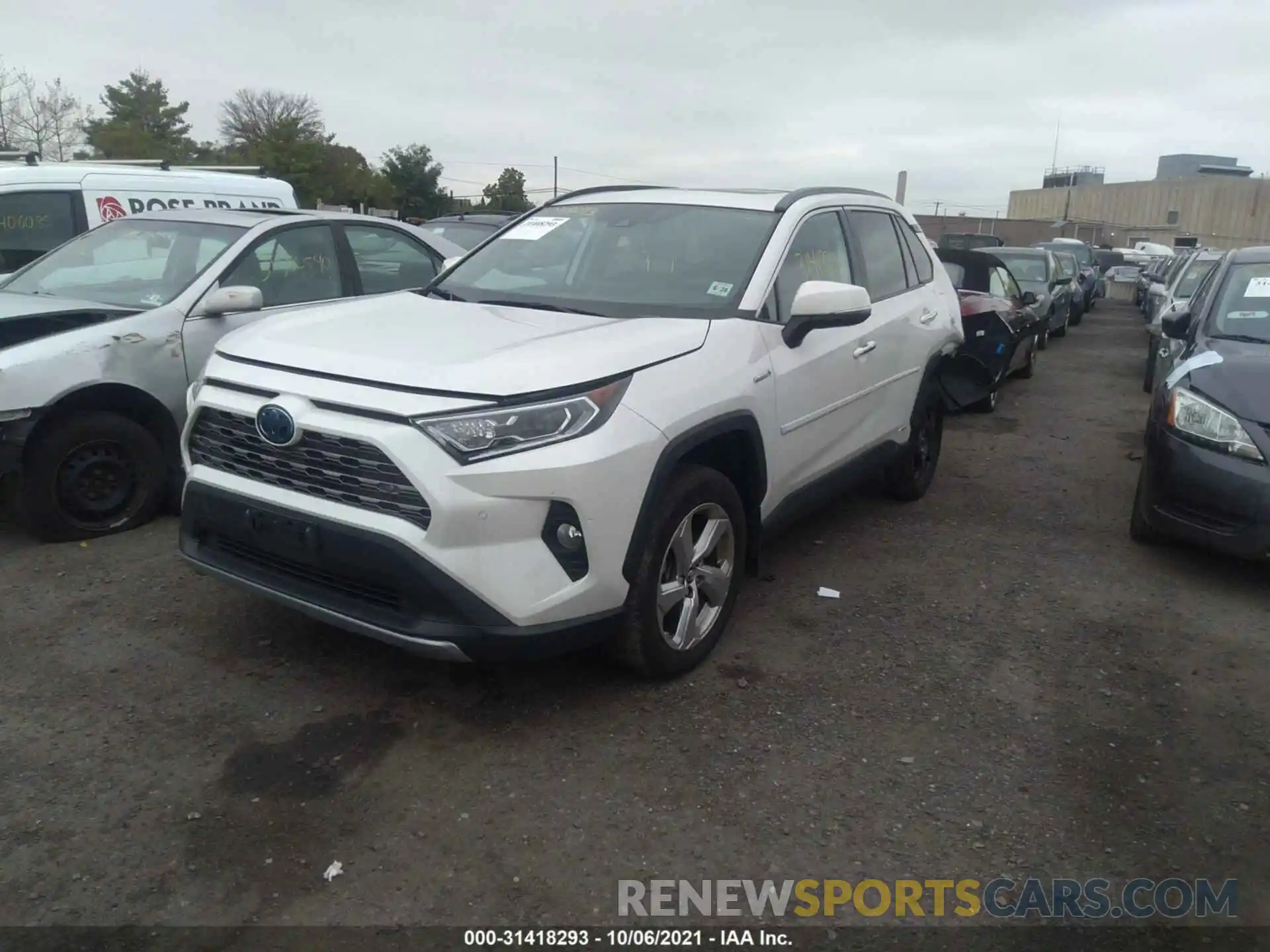 2 Фотография поврежденного автомобиля 2T3DWRFV1KW013524 TOYOTA RAV4 2019