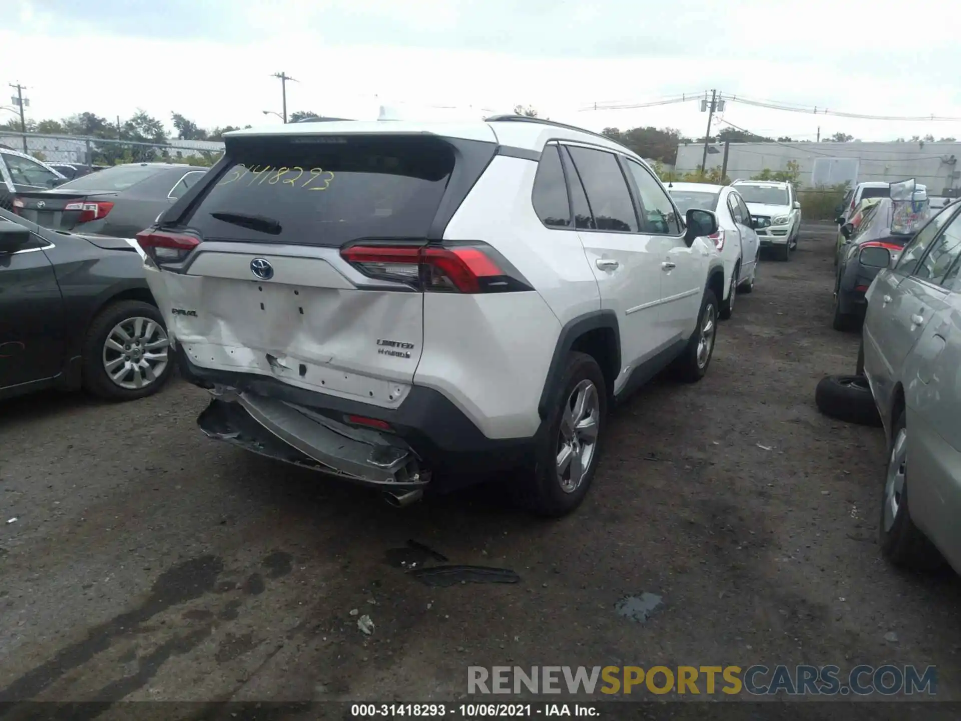 4 Фотография поврежденного автомобиля 2T3DWRFV1KW013524 TOYOTA RAV4 2019