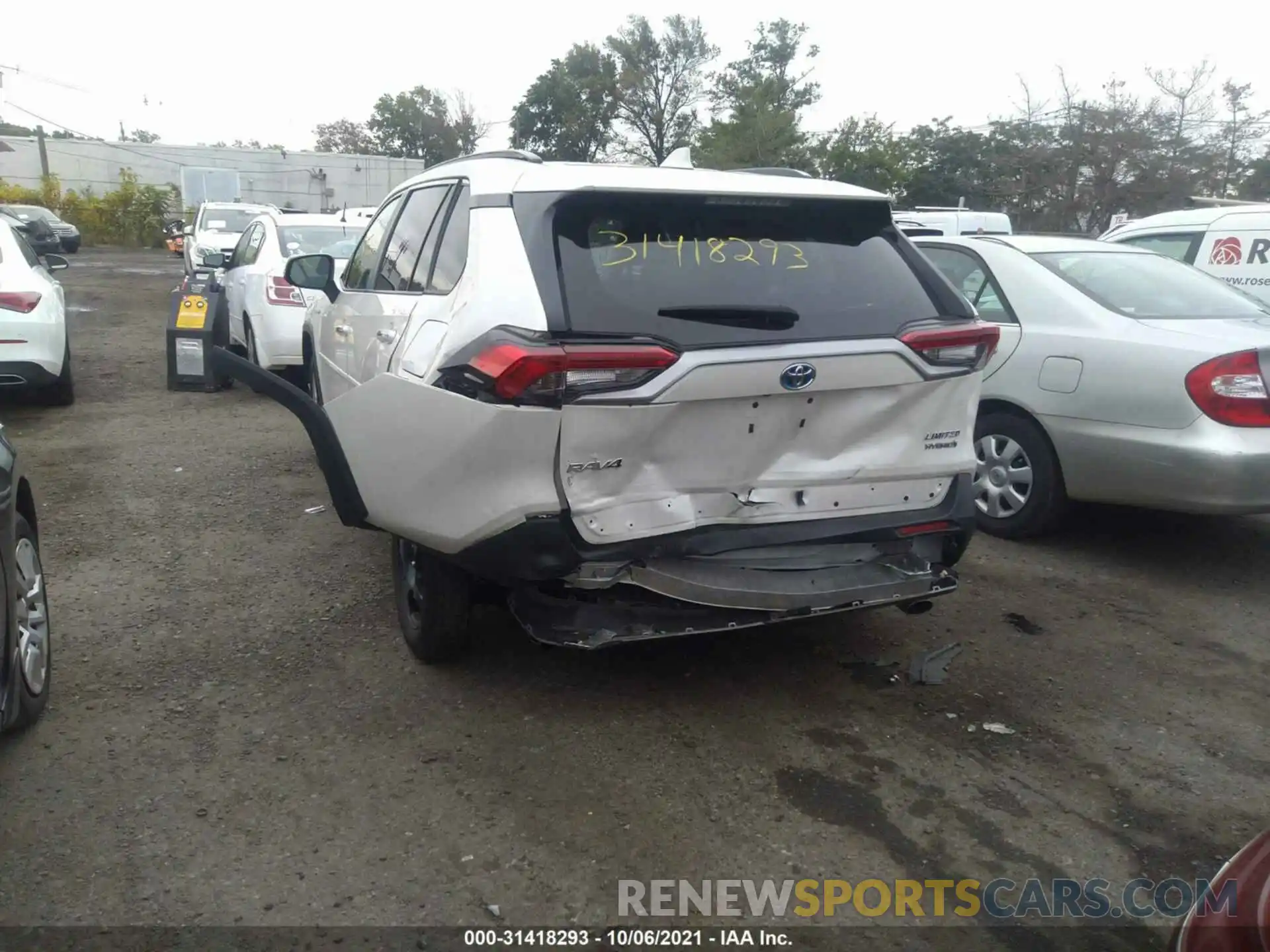 6 Photograph of a damaged car 2T3DWRFV1KW013524 TOYOTA RAV4 2019