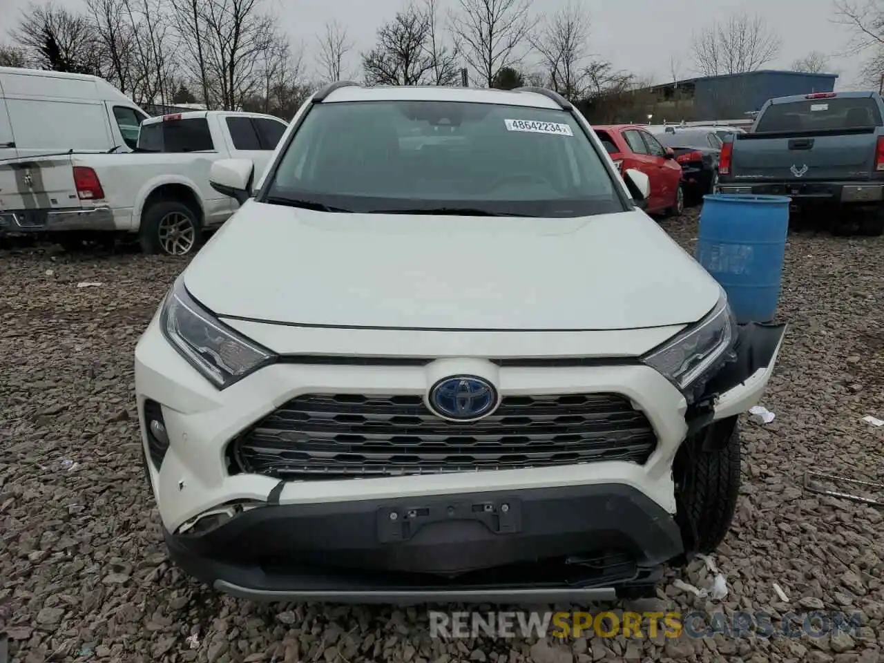 5 Photograph of a damaged car 2T3DWRFV1KW015161 TOYOTA RAV4 2019