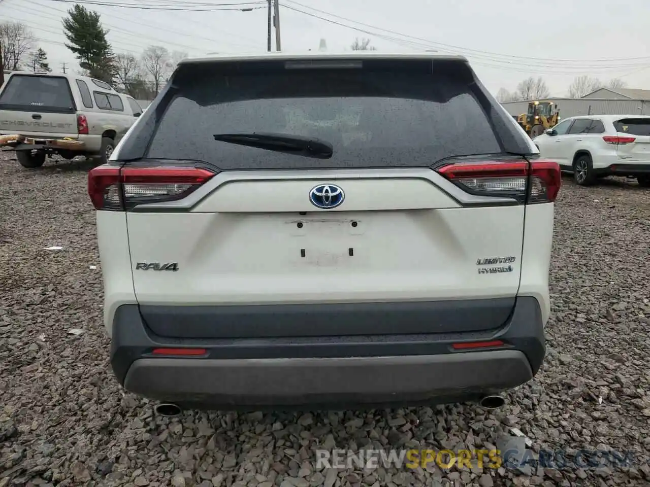 6 Photograph of a damaged car 2T3DWRFV1KW015161 TOYOTA RAV4 2019