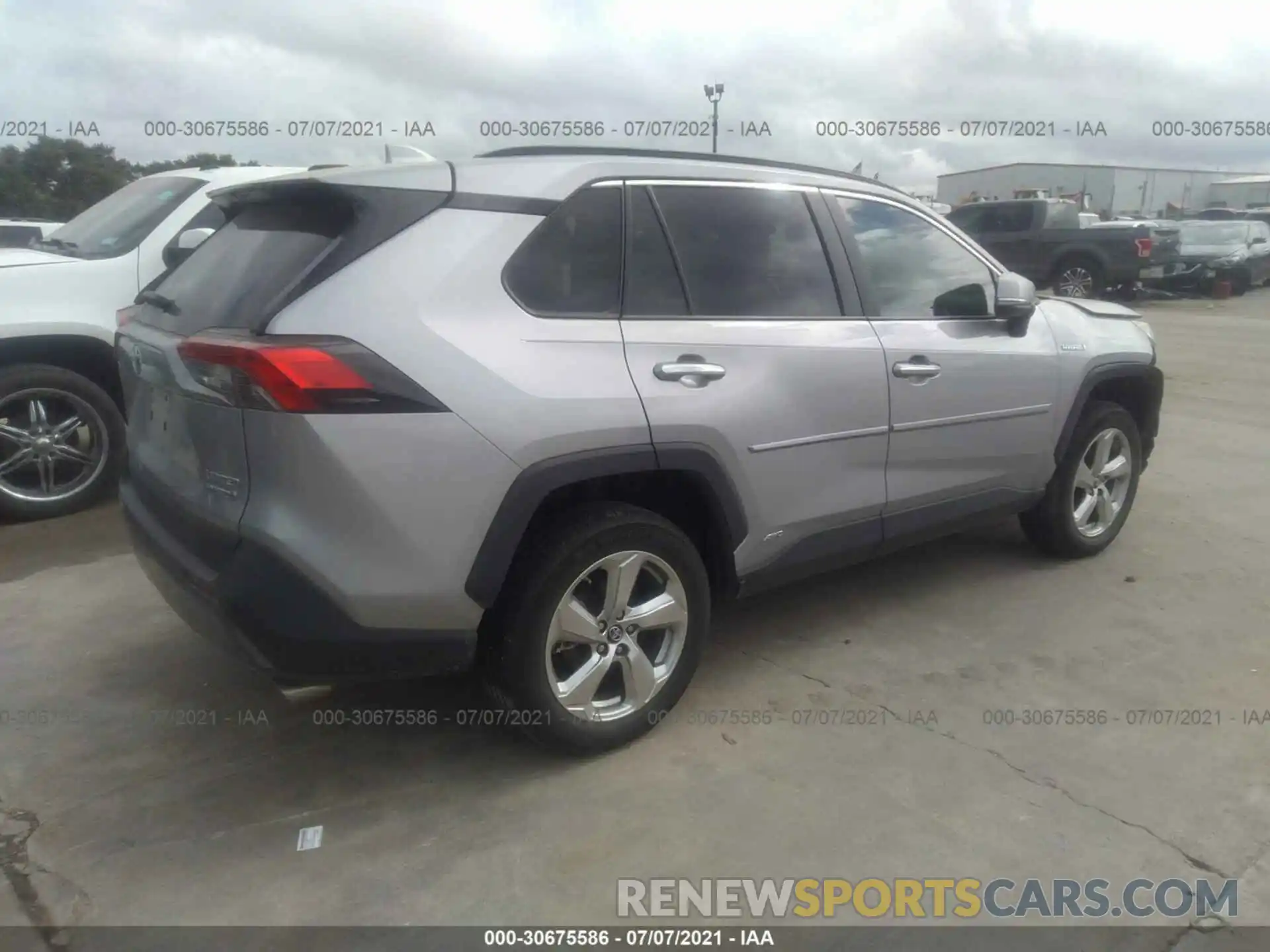 4 Фотография поврежденного автомобиля 2T3DWRFV1KW031179 TOYOTA RAV4 2019