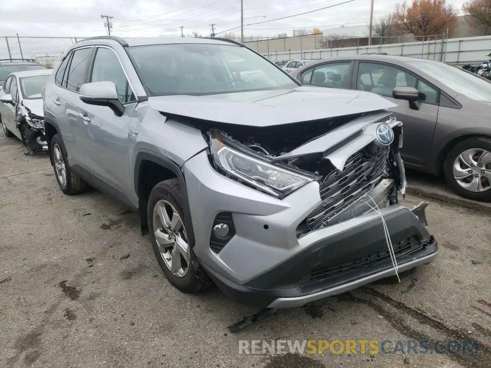 1 Photograph of a damaged car 2T3DWRFV1KW038424 TOYOTA RAV4 2019