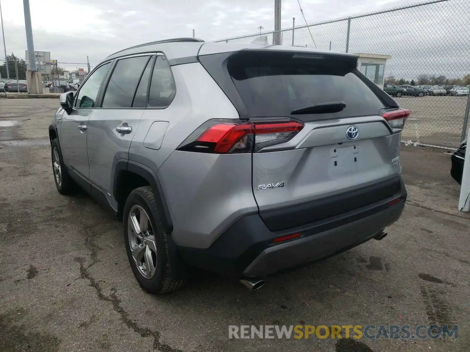 3 Photograph of a damaged car 2T3DWRFV1KW038424 TOYOTA RAV4 2019