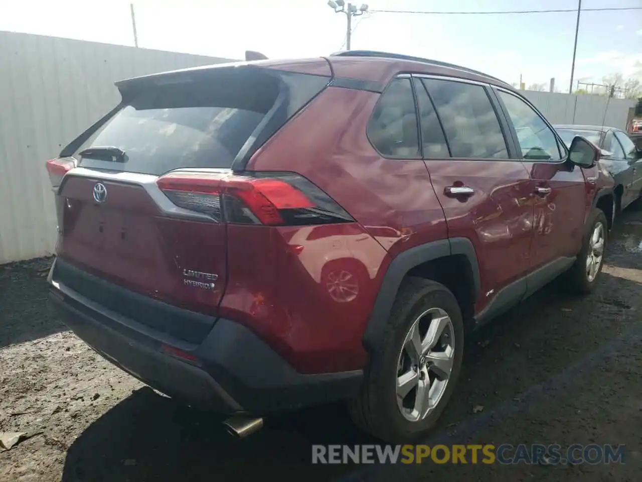 4 Photograph of a damaged car 2T3DWRFV2KW014715 TOYOTA RAV4 2019