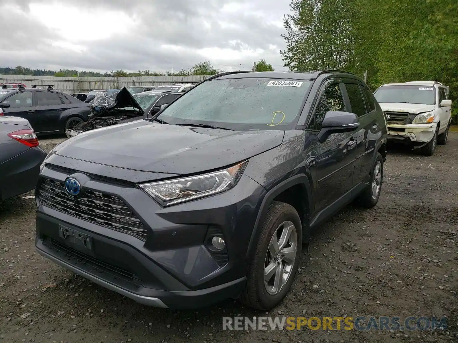 2 Фотография поврежденного автомобиля 2T3DWRFV2KW015248 TOYOTA RAV4 2019