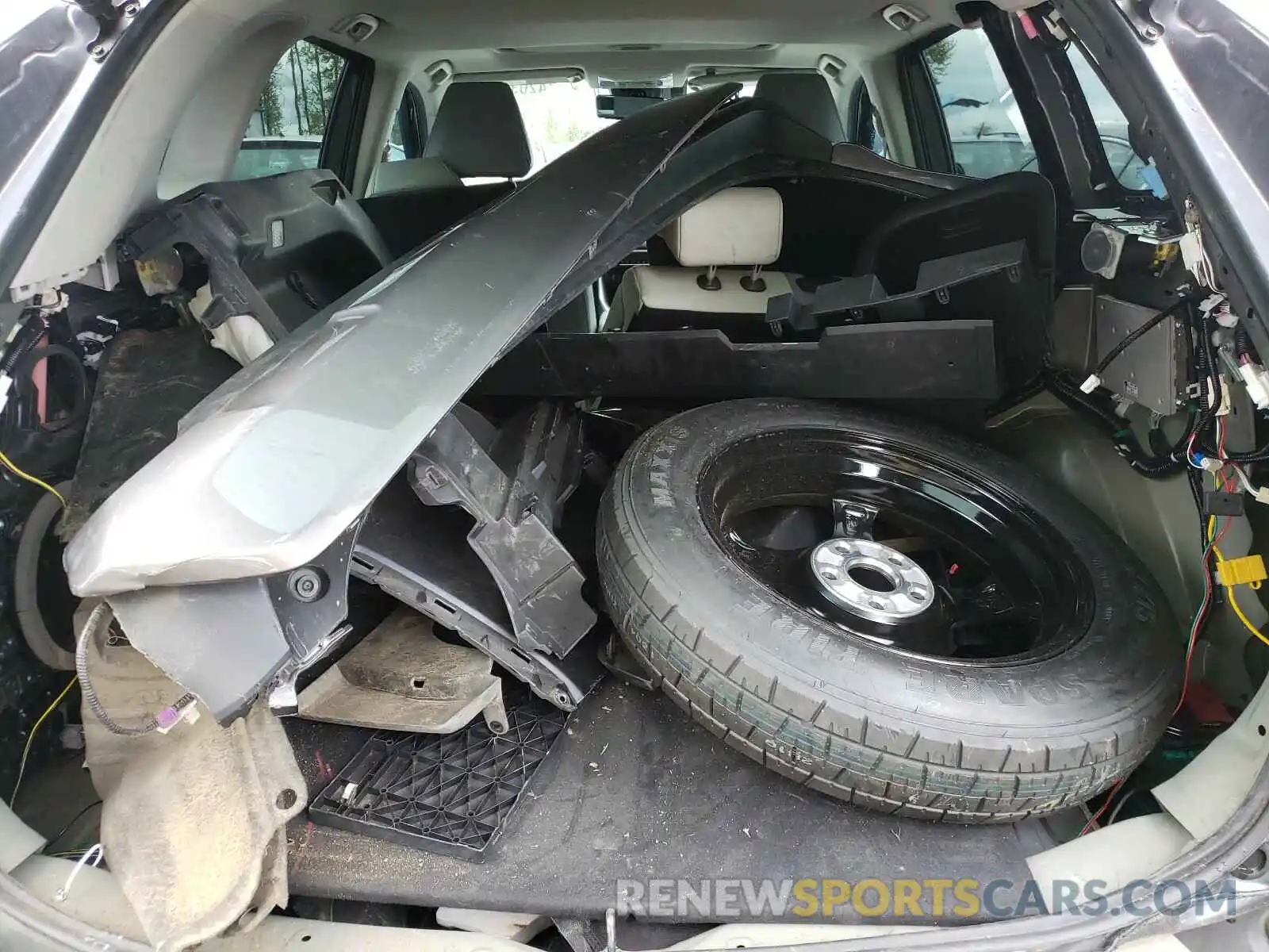 9 Photograph of a damaged car 2T3DWRFV2KW015248 TOYOTA RAV4 2019