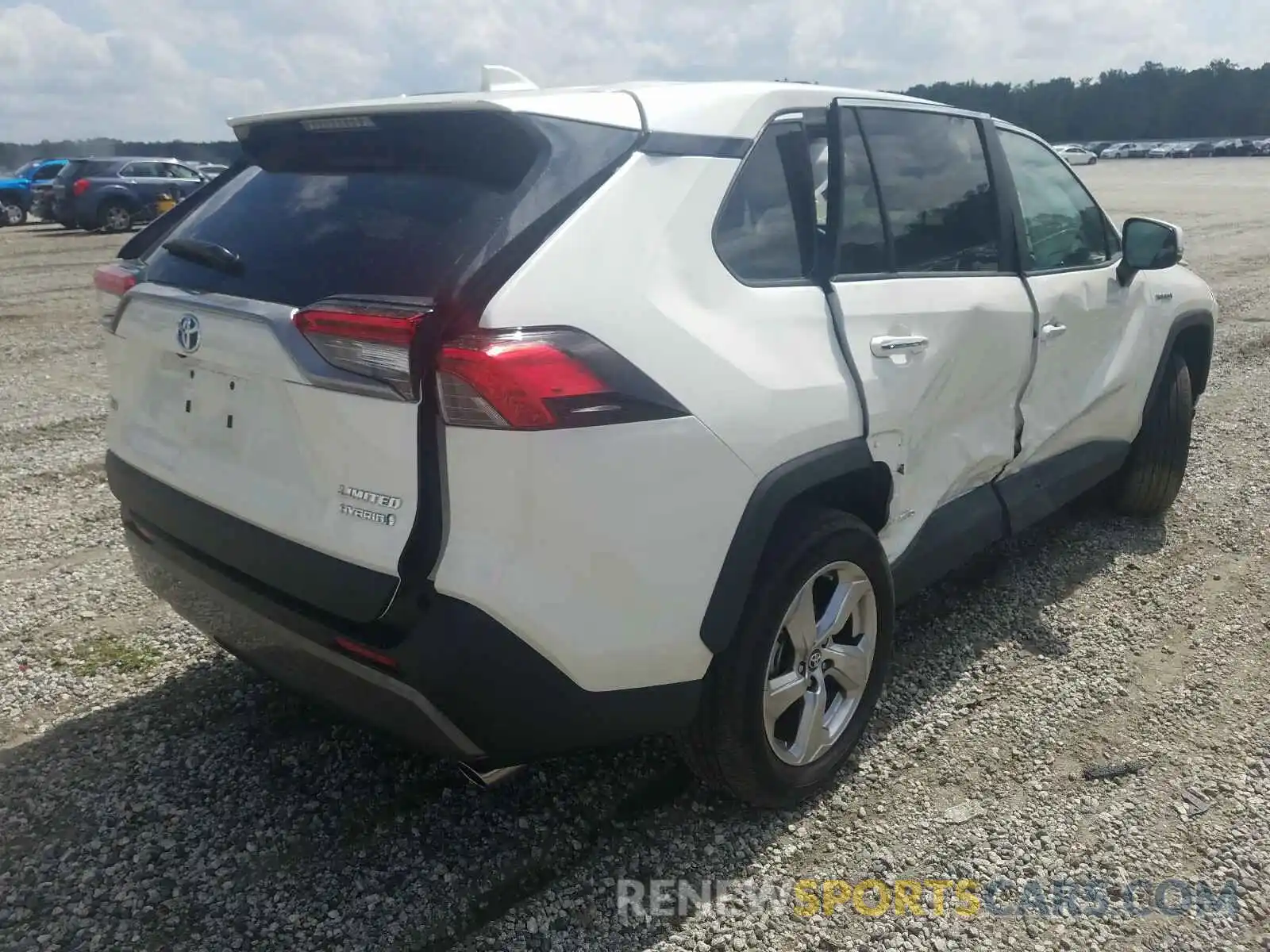 4 Photograph of a damaged car 2T3DWRFV2KW044555 TOYOTA RAV4 2019