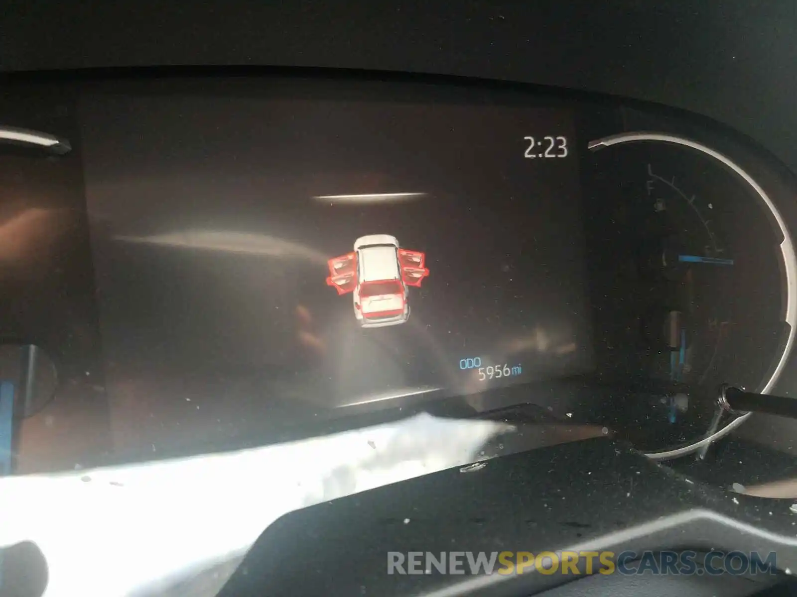 8 Photograph of a damaged car 2T3DWRFV2KW044555 TOYOTA RAV4 2019