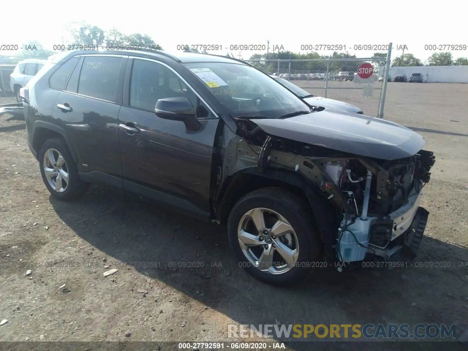 1 Photograph of a damaged car 2T3DWRFV3KW005182 TOYOTA RAV4 2019