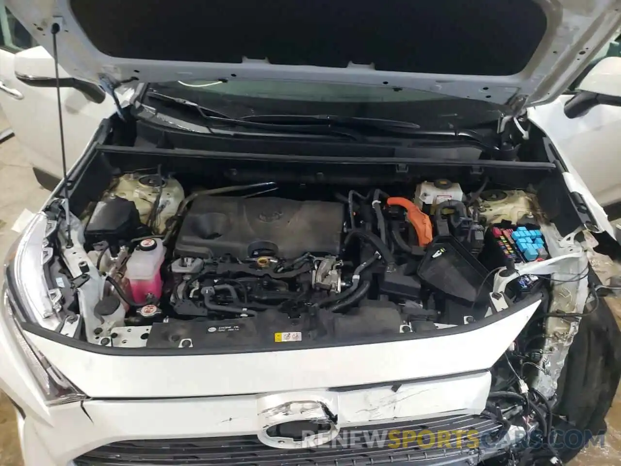 7 Photograph of a damaged car 2T3DWRFV3KW019065 TOYOTA RAV4 2019