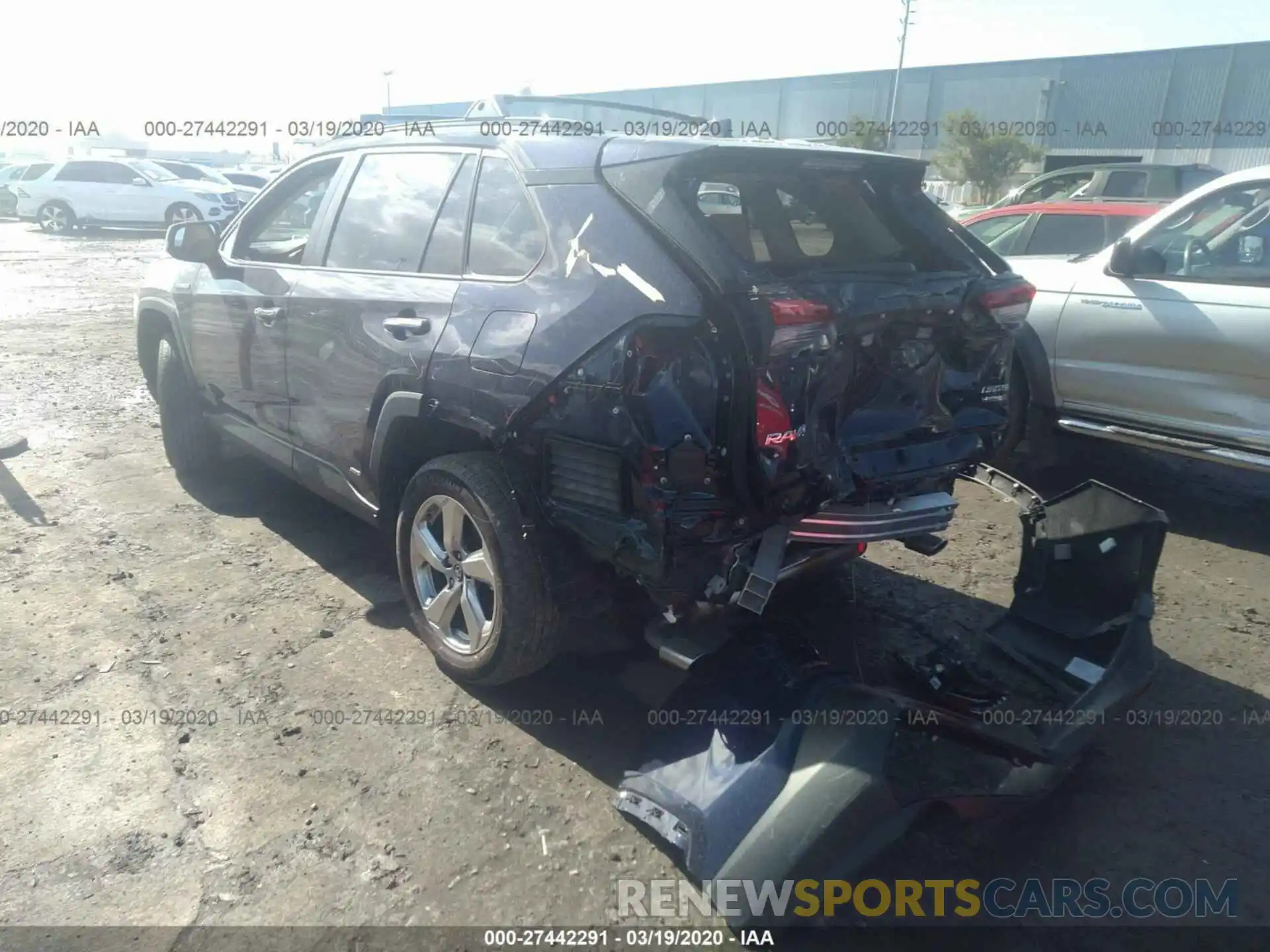 3 Фотография поврежденного автомобиля 2T3DWRFV3KW025772 TOYOTA RAV4 2019