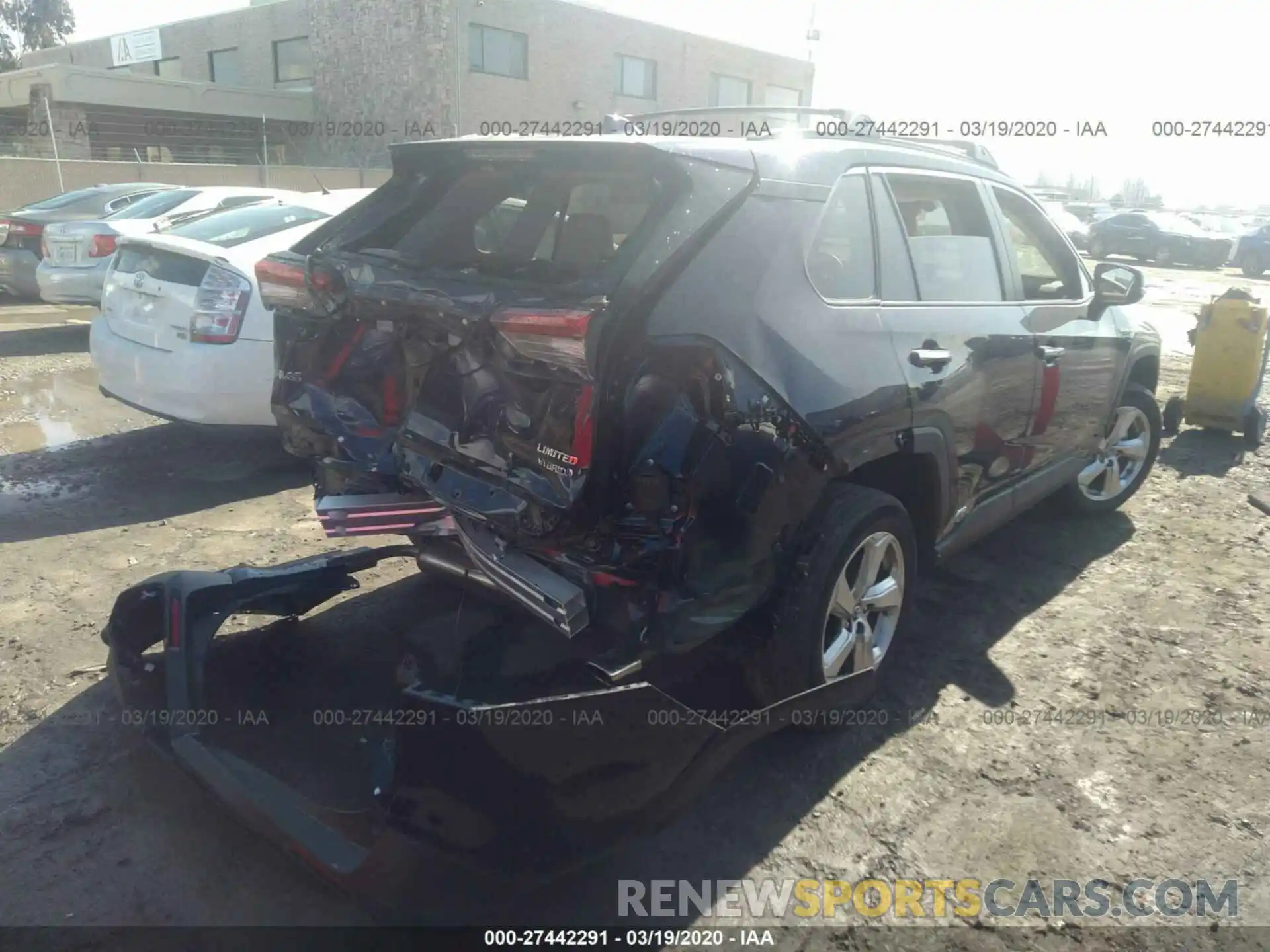 4 Photograph of a damaged car 2T3DWRFV3KW025772 TOYOTA RAV4 2019