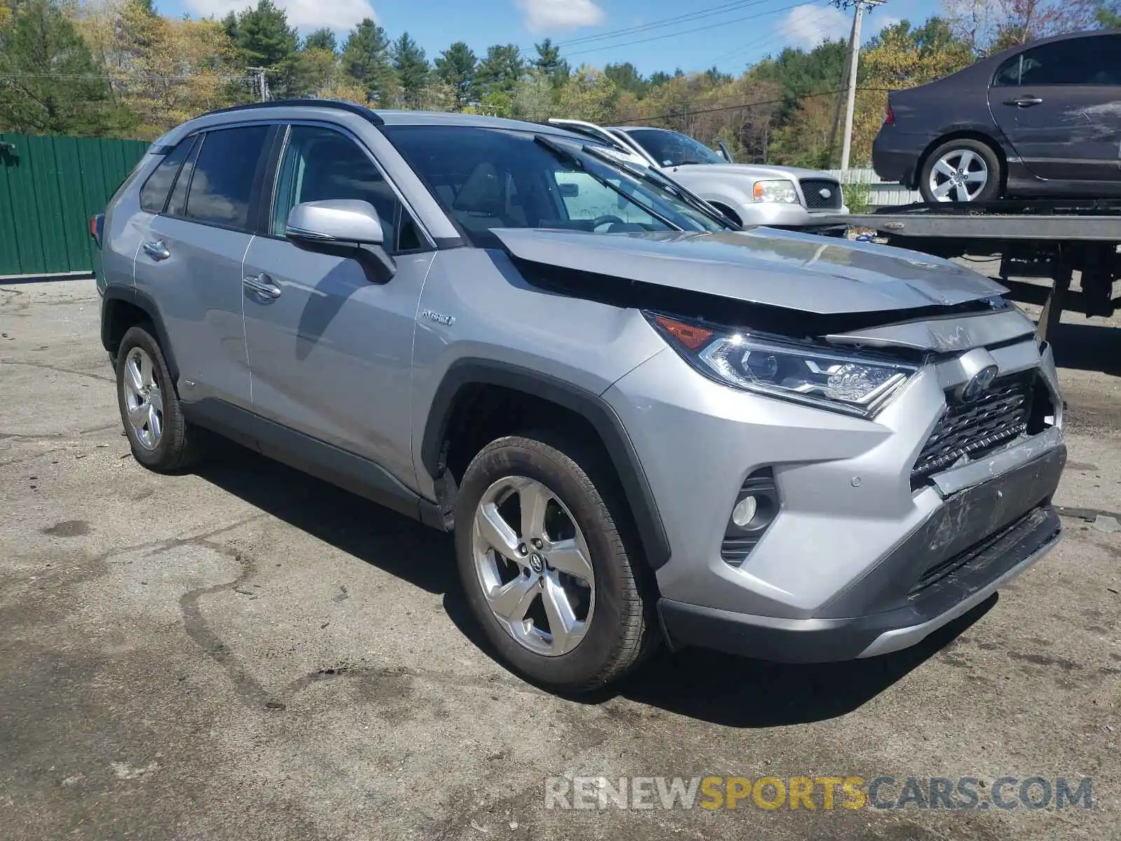 1 Photograph of a damaged car 2T3DWRFV3KW034391 TOYOTA RAV4 2019