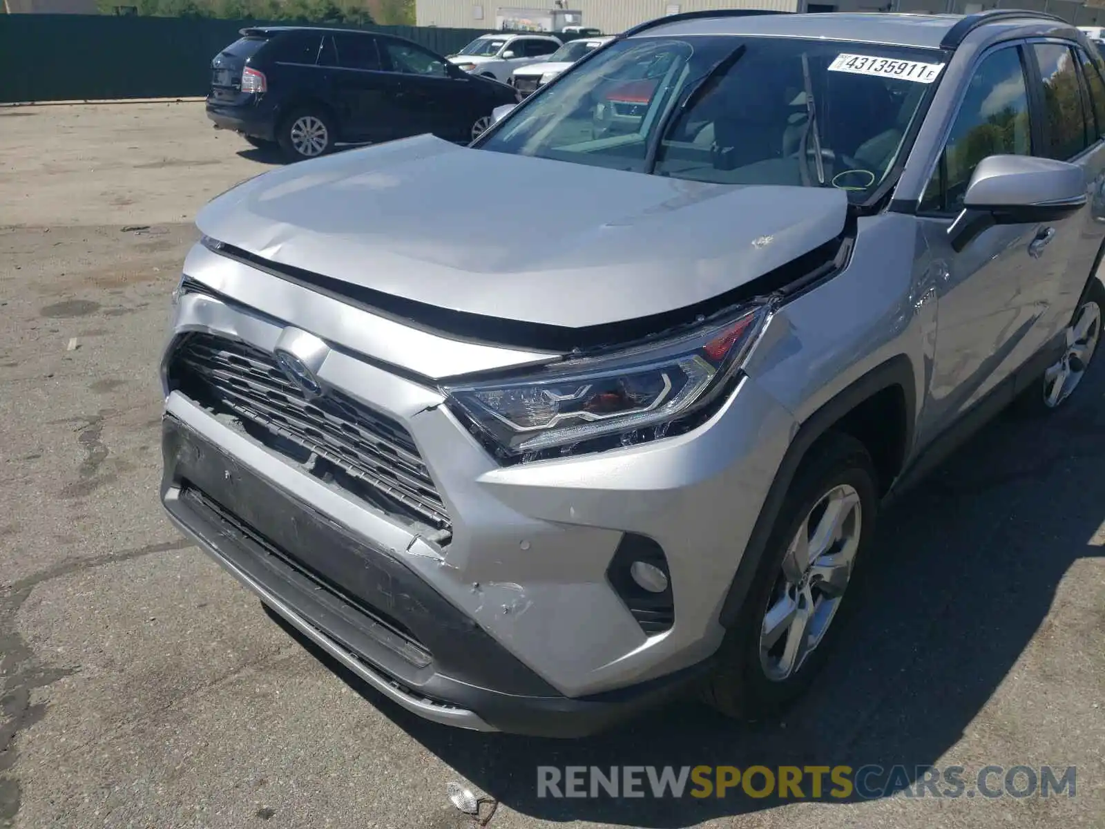 9 Photograph of a damaged car 2T3DWRFV3KW034391 TOYOTA RAV4 2019