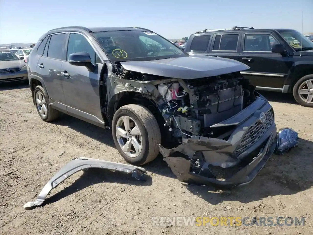 1 Photograph of a damaged car 2T3DWRFV3KW040725 TOYOTA RAV4 2019