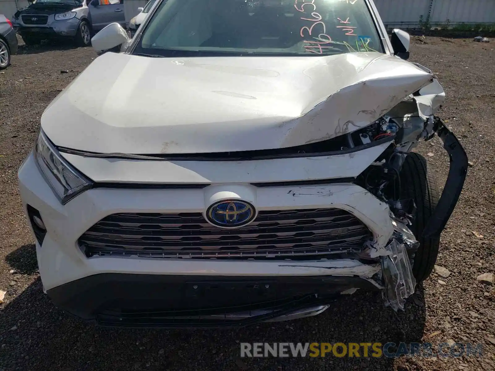 7 Photograph of a damaged car 2T3DWRFV3KW042345 TOYOTA RAV4 2019