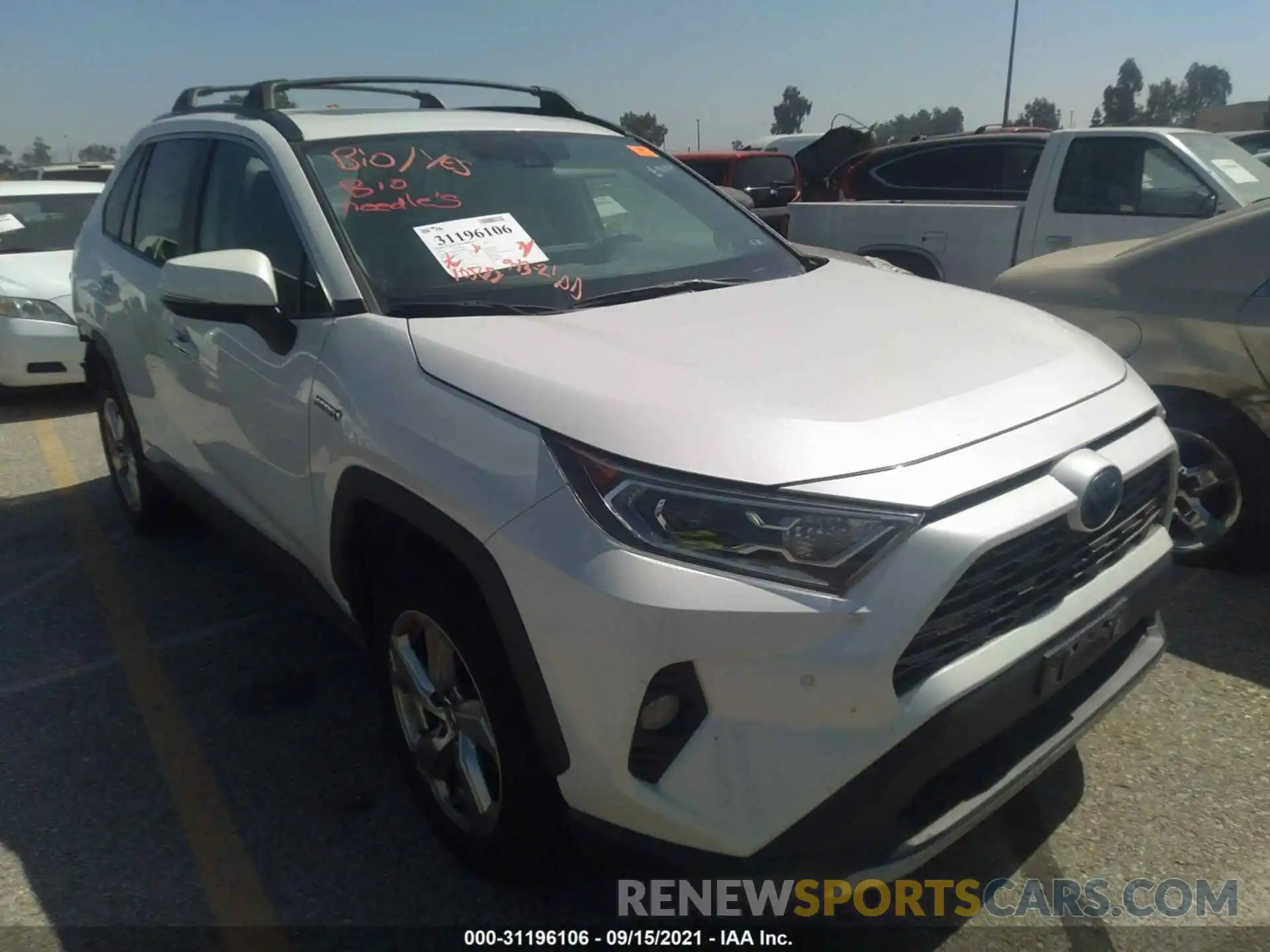 1 Photograph of a damaged car 2T3DWRFV3KW045813 TOYOTA RAV4 2019